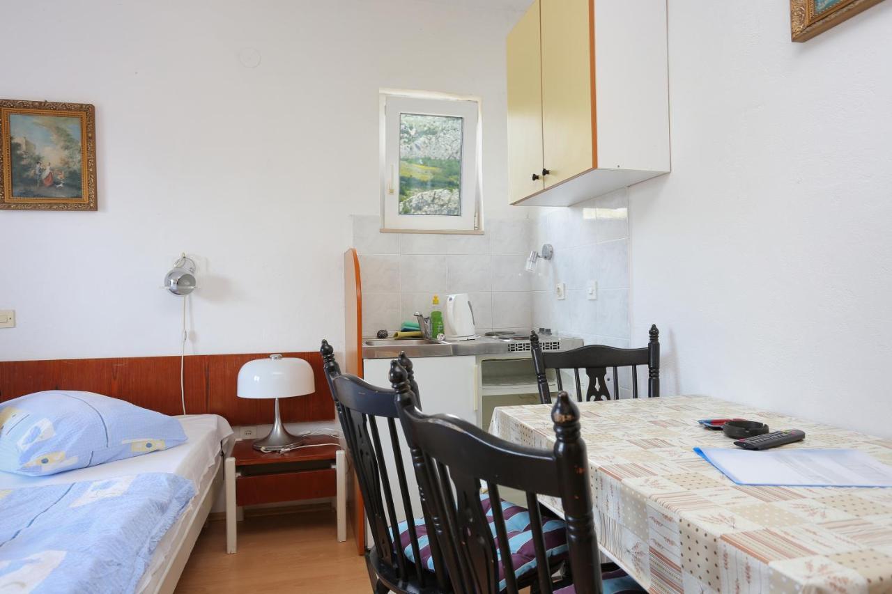 Apartment Tucepi 2676B Buitenkant foto