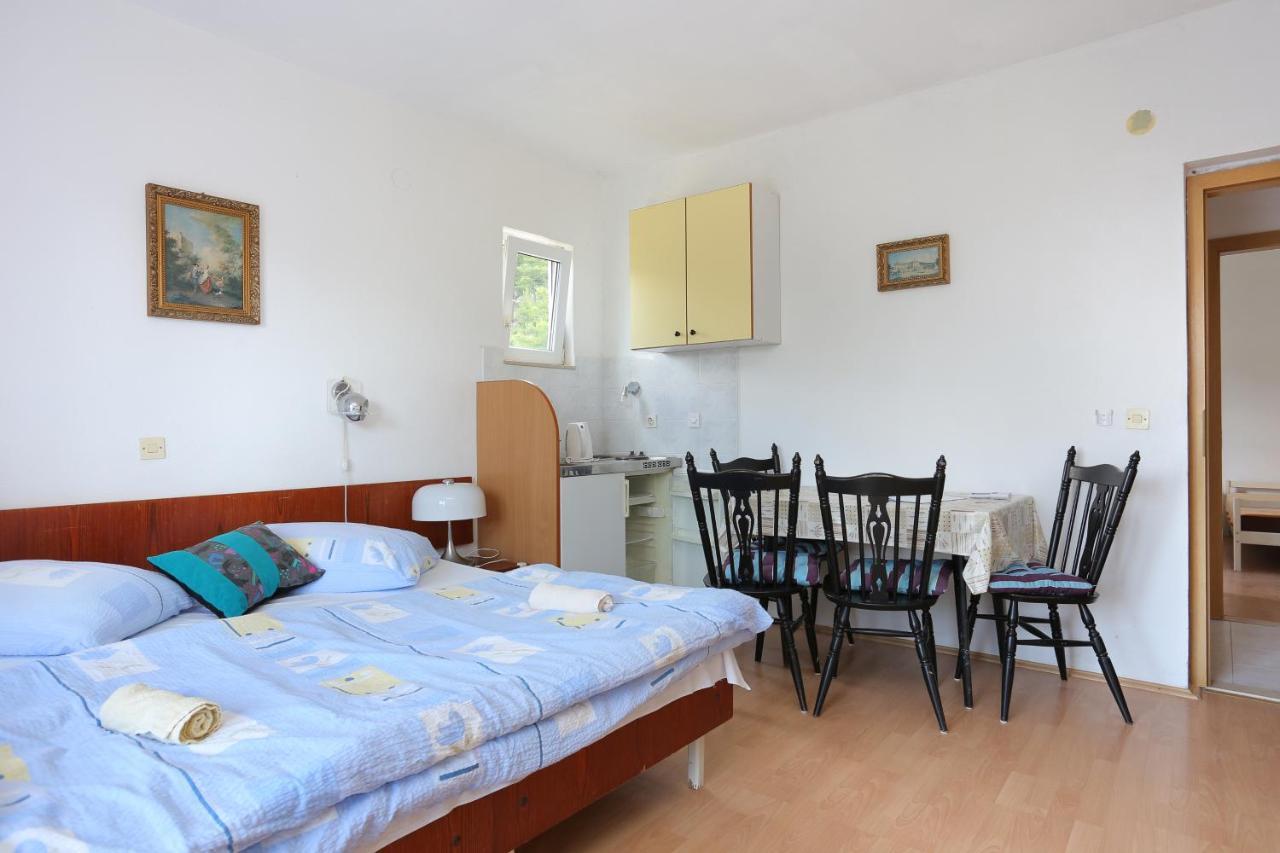 Apartment Tucepi 2676B Buitenkant foto